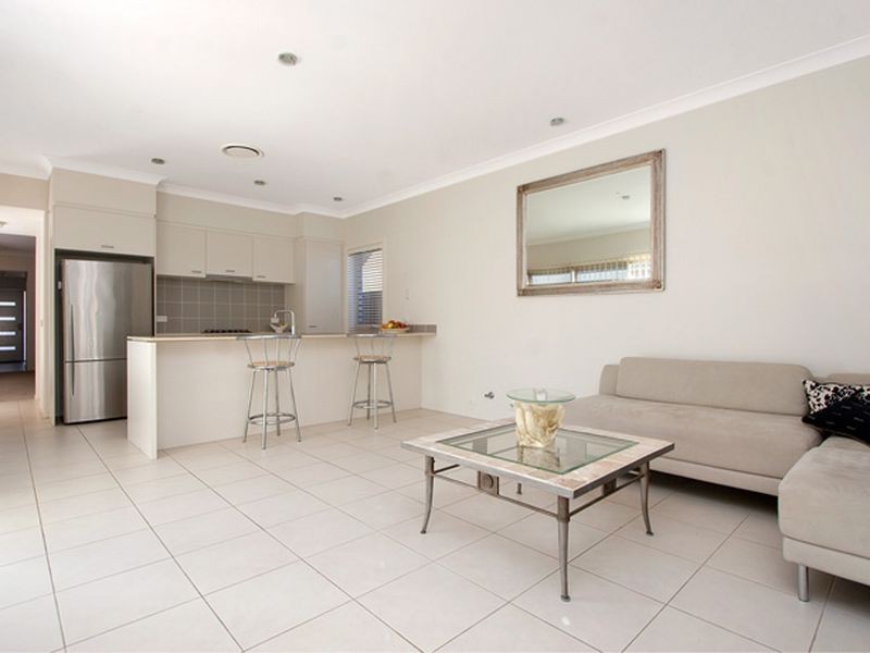 19 Deneden Avenue, Kellyville Ridge NSW 2155