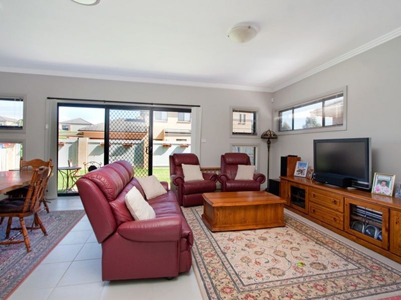 55 Folkstone Terrace, Stanhope Gardens NSW 2768