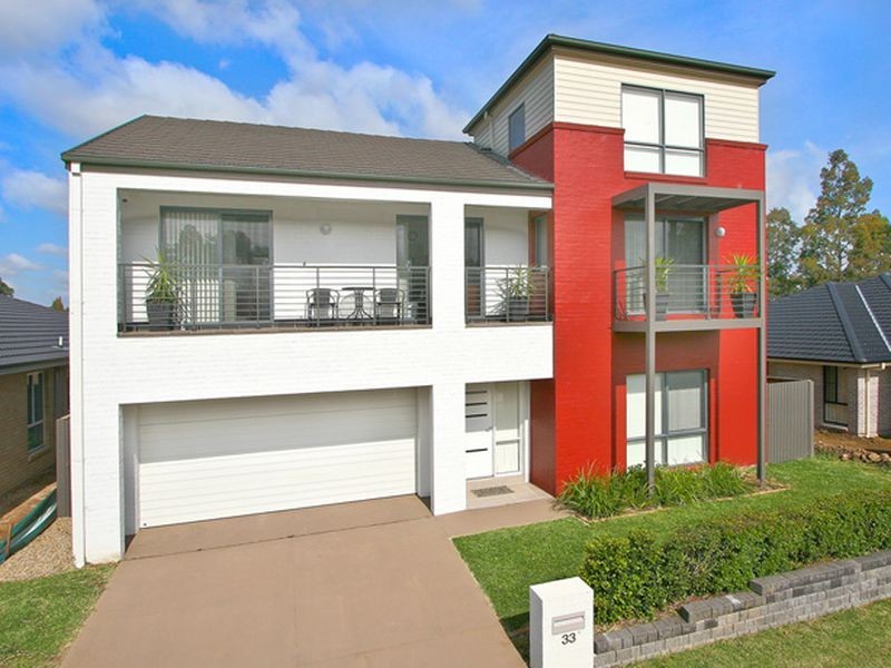 33 Roxburgh Crescent, Stanhope Gardens NSW 2768