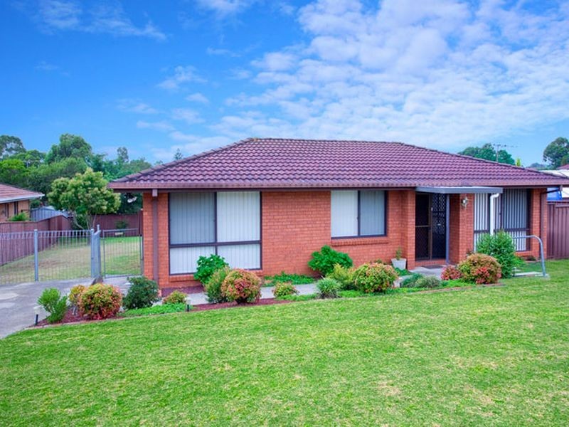 11 Afton Place, Quakers Hill NSW 2763