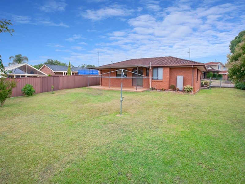11 Afton Place, Quakers Hill NSW 2763