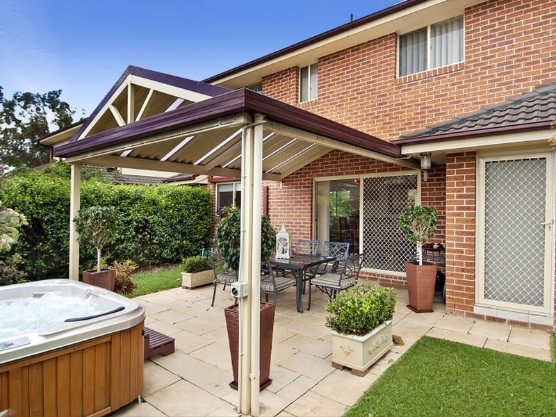 2 Ponytail Drive, Stanhope Gardens NSW 2768