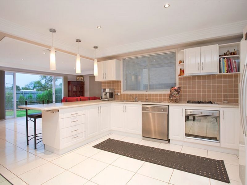 6 Maidstone Street, Stanhope Gardens NSW 2768