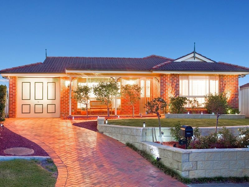 4 Olwen Place, Quakers Hill NSW 2763