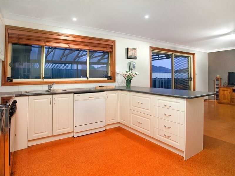 4 Olwen Place, Quakers Hill NSW 2763