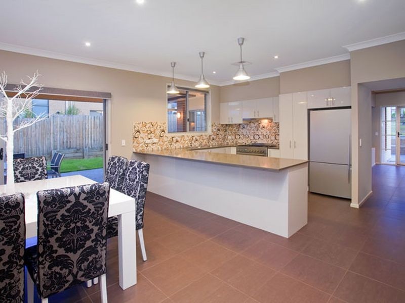 30 Ashtead Parade, Stanhope Gardens NSW 2768