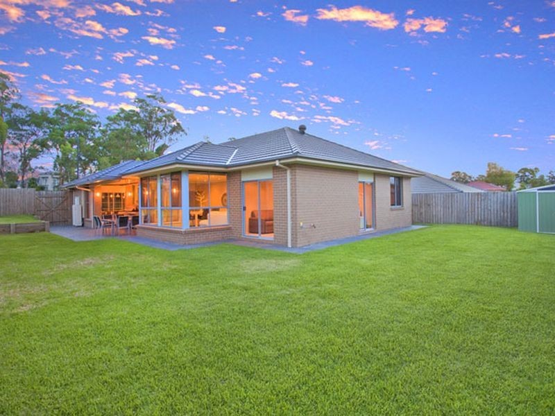 30 Ashtead Parade, Stanhope Gardens NSW 2768