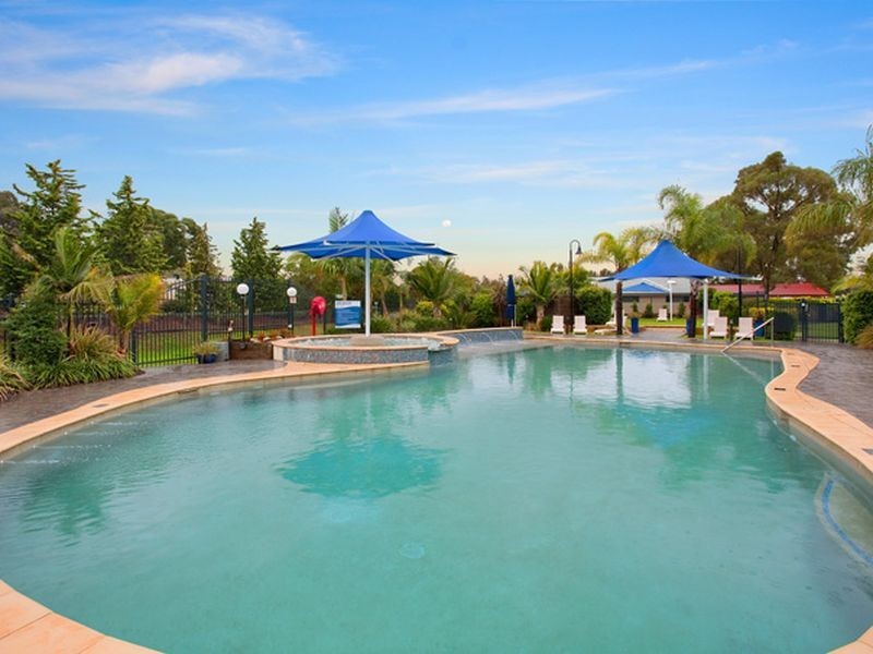 351 / 35 Majestic Drive, Parklea NSW 2768