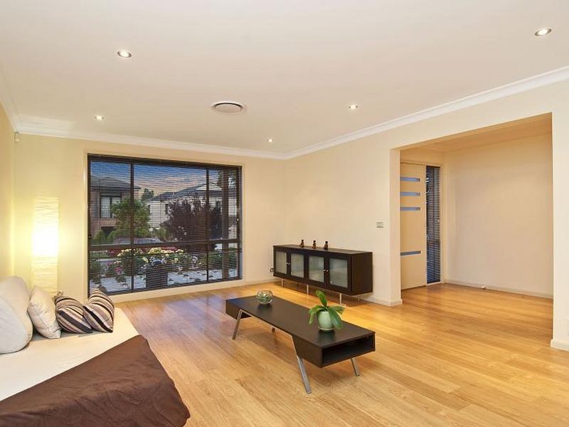 15 Kenford Circuit, Stanhope Gardens NSW 2768