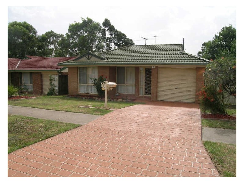 4 Hillcrest Road, Quakers Hill NSW 2763