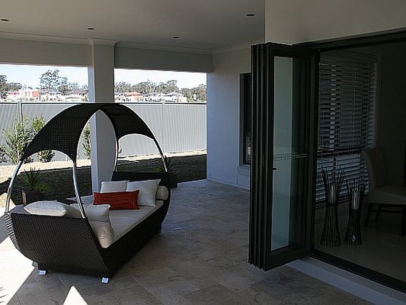 8 Shimmer Street, The Ponds NSW 2769