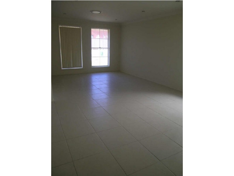 4 Freedom Circuit, Kellyville Ridge NSW 2155