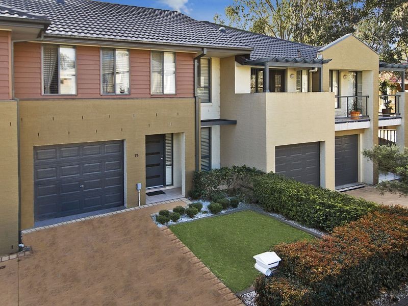 15 Treetop Circuit, Quakers Hill NSW 2763