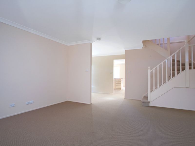 9 Norwin Place, Stanhope Gardens NSW 2768