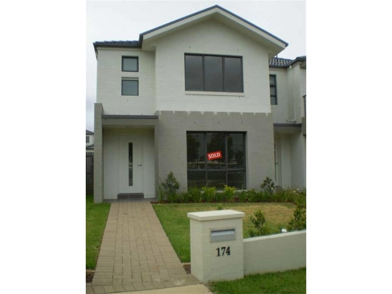 174 Stanhope Parkway, Stanhope Gardens NSW 2768