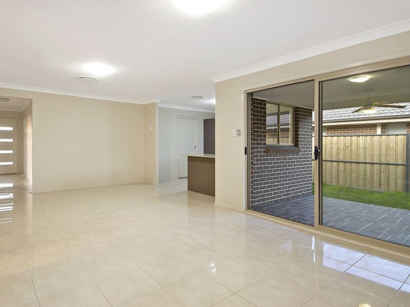 77 Viceroy Avenue, The Ponds NSW 2769