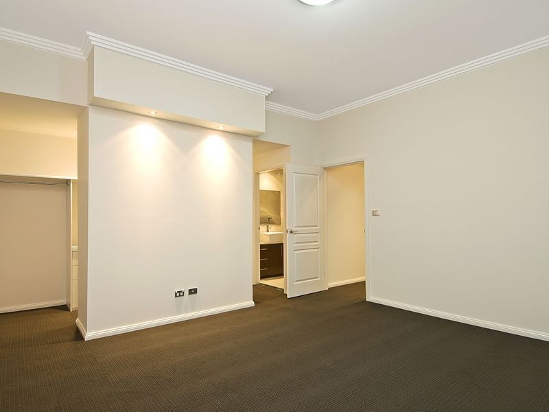 6 Huon Close, Stanhope Gardens NSW 2768