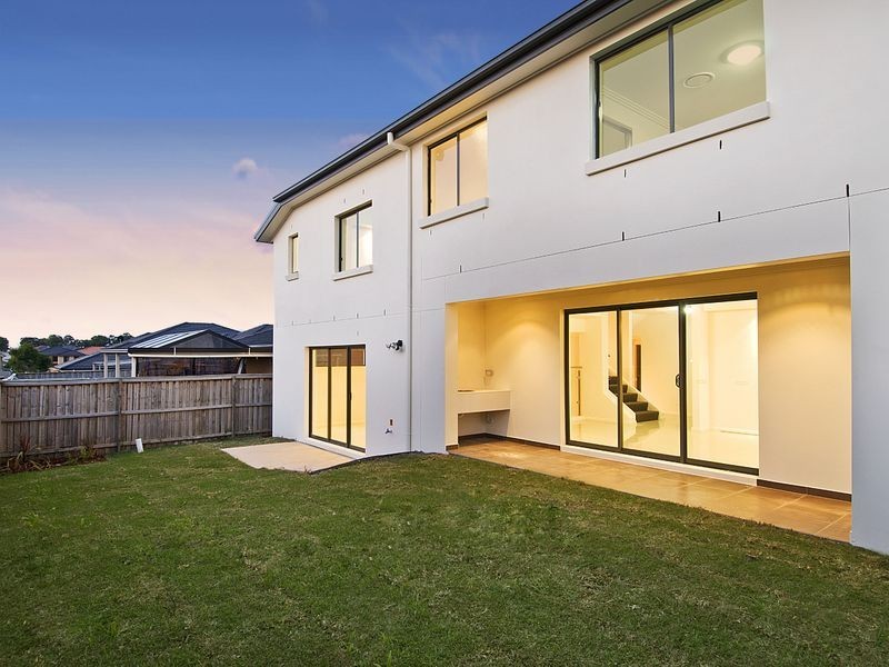 6 Huon Close, Stanhope Gardens NSW 2768