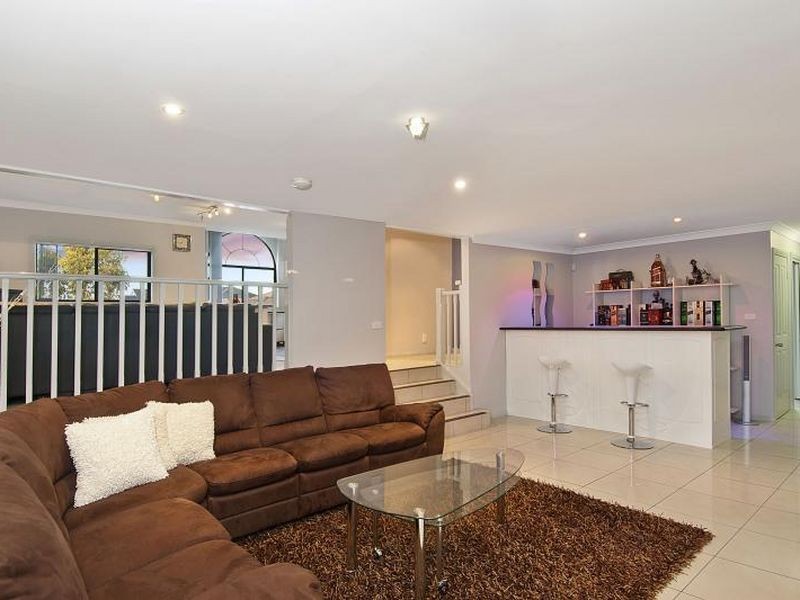 2 Sapphire Circuit, Quakers Hill NSW 2763