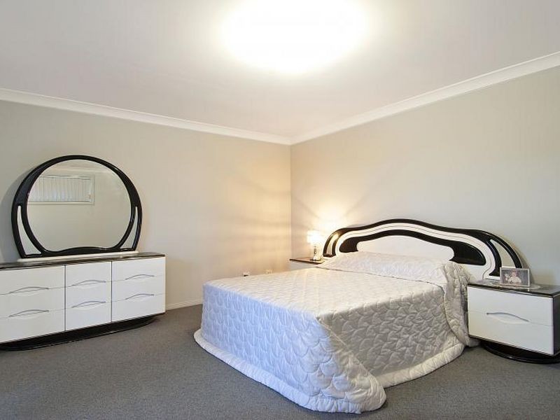2 Sapphire Circuit, Quakers Hill NSW 2763