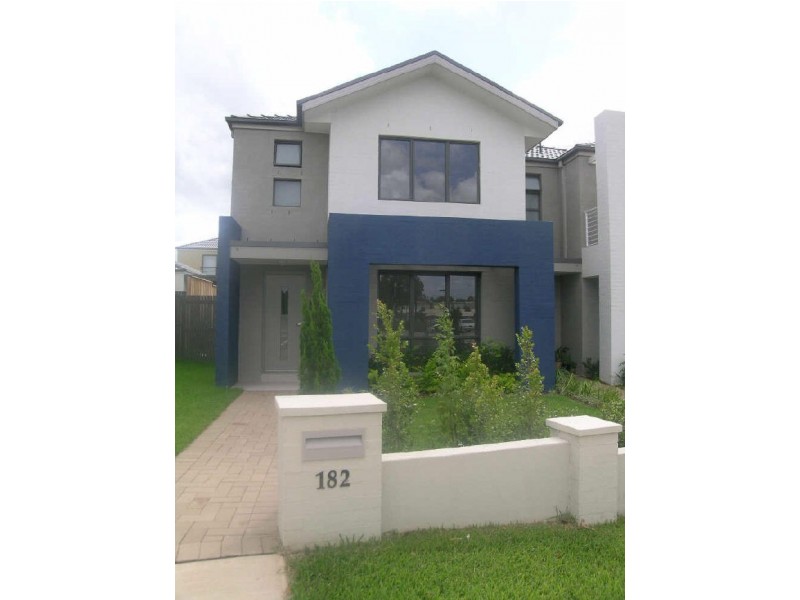 182 Stanhope Parkway, Stanhope Gardens NSW 2768