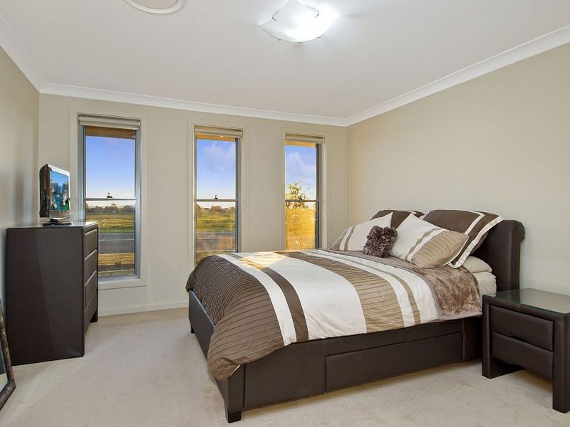 28 Wakely Avenue, The Ponds NSW 2769