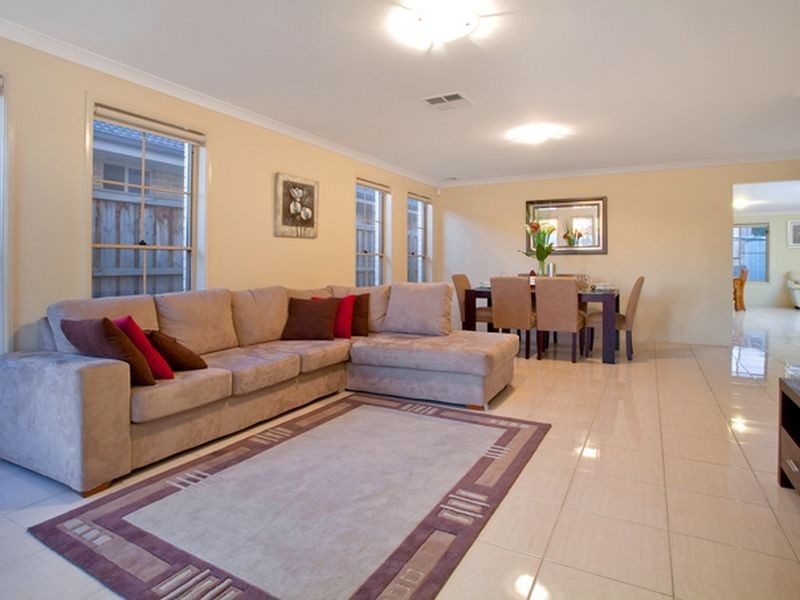 4 Deneden Avenue, Kellyville Ridge NSW 2155