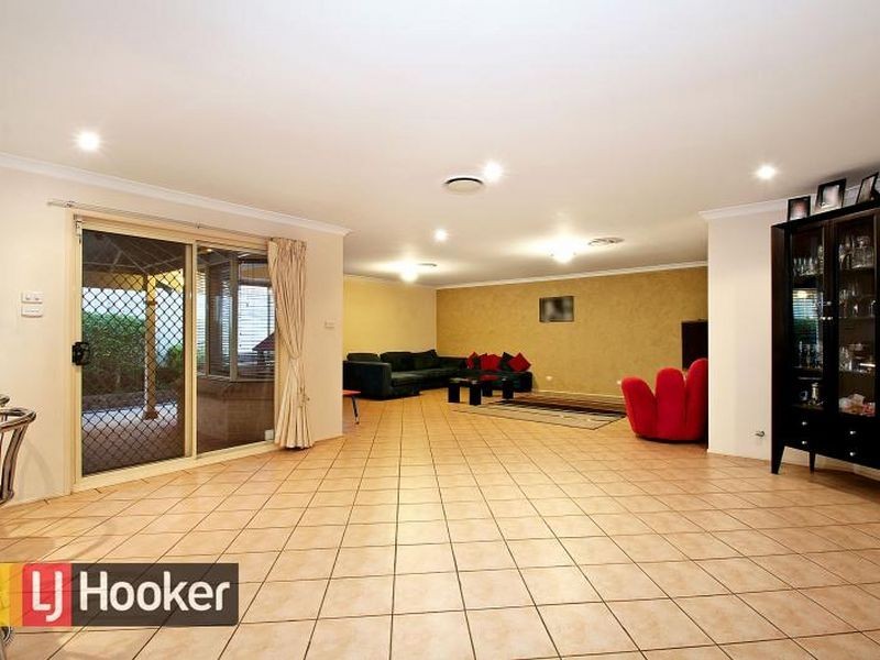 12 Perfection Avenue, Stanhope Gardens NSW 2768