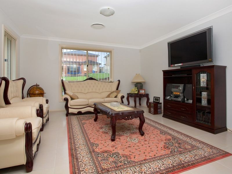 2 Dean Place, Acacia Gardens NSW 2763