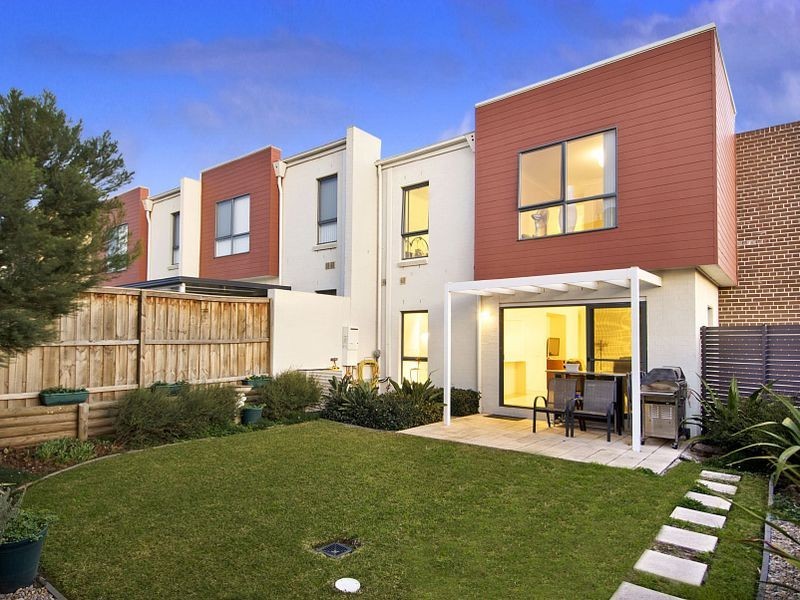 30 Riverbank Drive, Kellyville Ridge NSW 2155