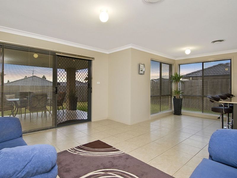 11 Avondale Avenue, Parklea NSW 2768