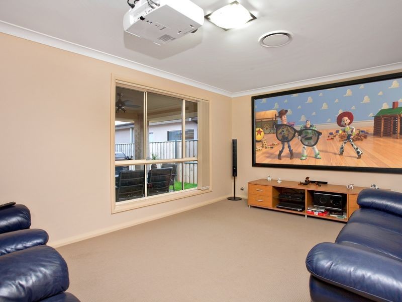 12 Fisherman Street, The Ponds NSW 2769