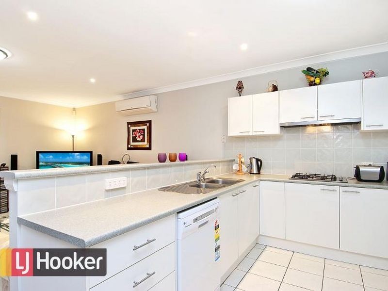 42 Tilbury Avenue, Stanhope Gardens NSW 2768