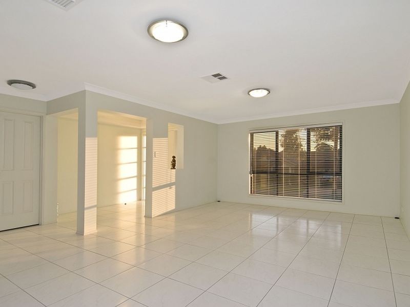 35 Kentwell Crescent, Stanhope Gardens NSW 2768