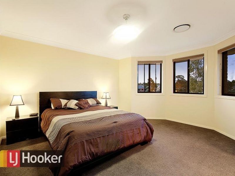 4 Henfield Street, Stanhope Gardens NSW 2768