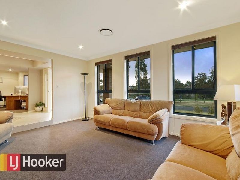 4 Henfield Street, Stanhope Gardens NSW 2768