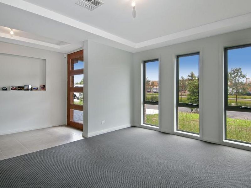 32 Butterfly Lane, The Ponds NSW 2769