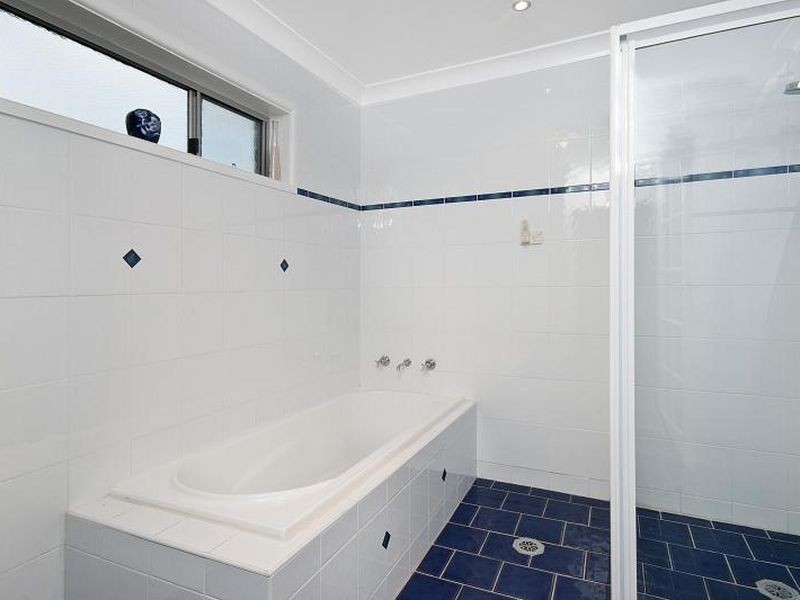 41 Gracelands Drive, Quakers Hill NSW 2763