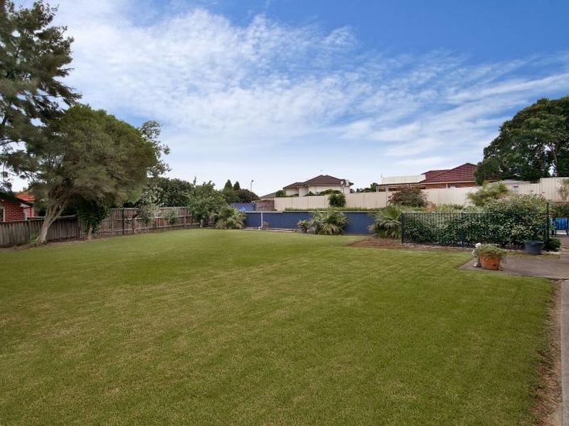 41 Gracelands Drive, Quakers Hill NSW 2763