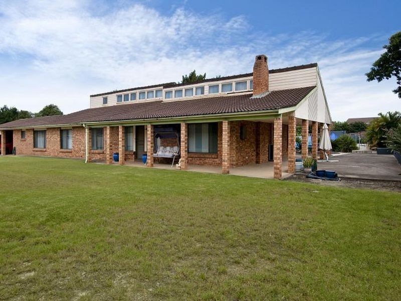 41 Gracelands Drive, Quakers Hill NSW 2763