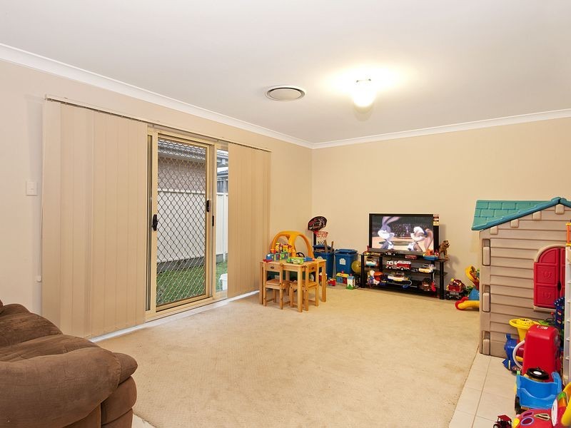 18 Iezza Place, Kellyville Ridge NSW 2155