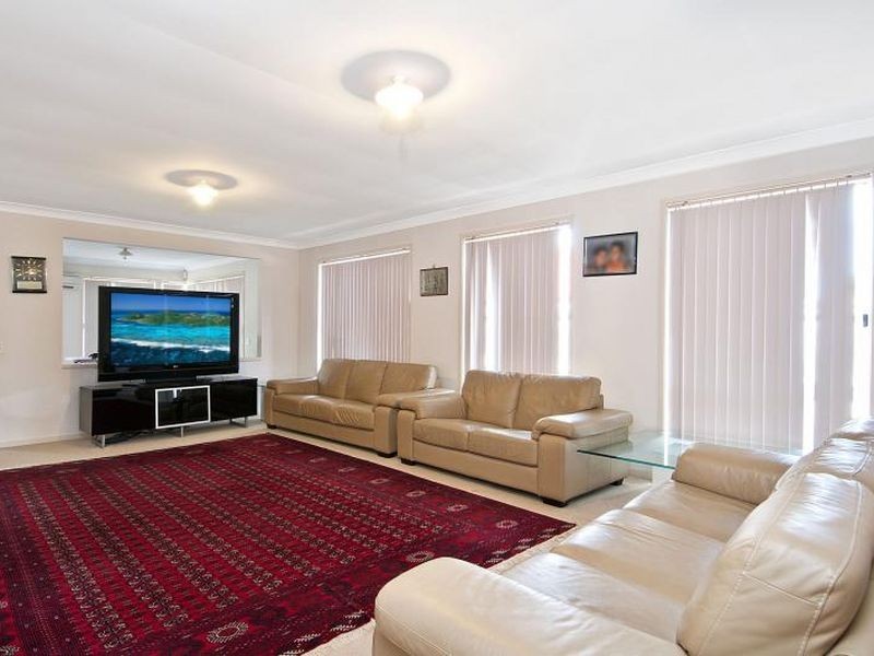 27 Canyon Drive, Stanhope Gardens NSW 2768