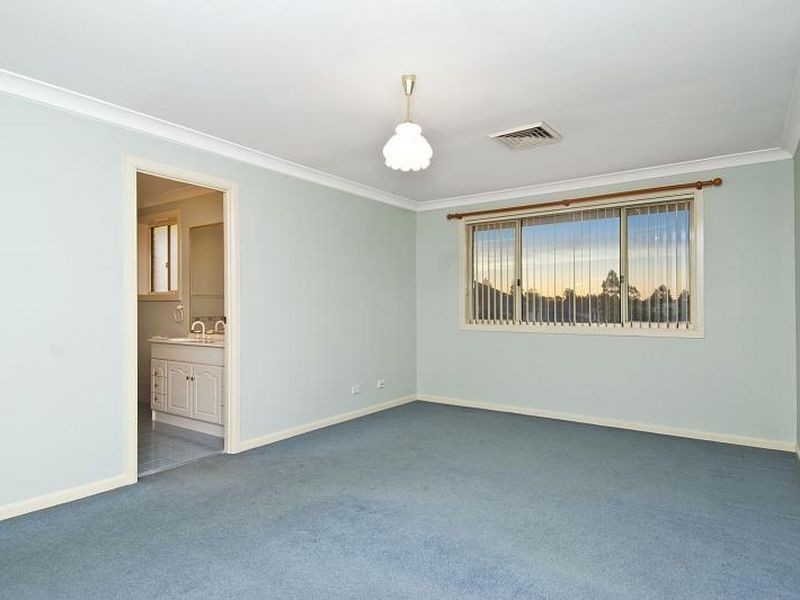 38 Kentwell Crescent, Stanhope Gardens NSW 2768