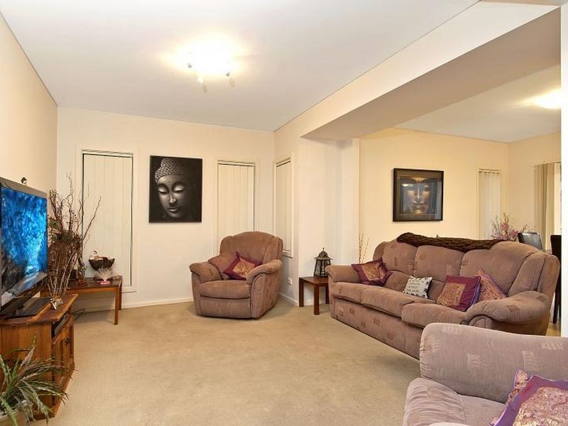 25 Hayle Terrace, Stanhope Gardens NSW 2768