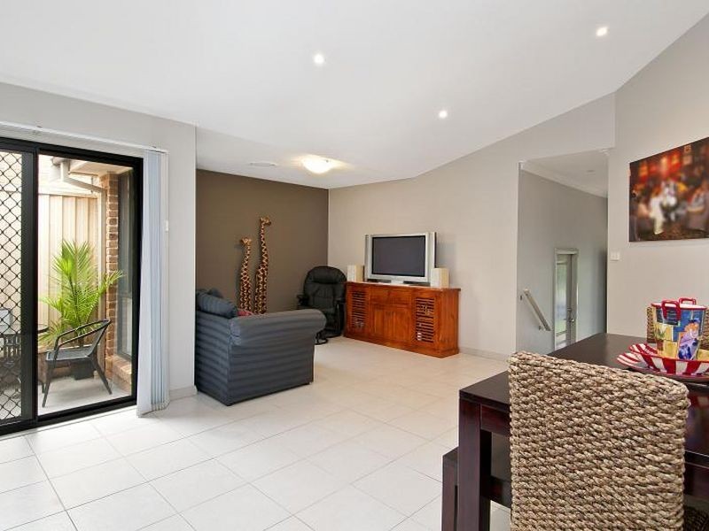 27 Amberlea Street, Glenwood NSW 2768