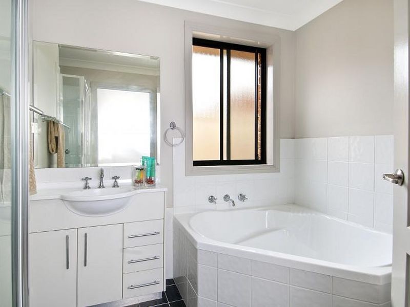 27 Amberlea Street, Glenwood NSW 2768