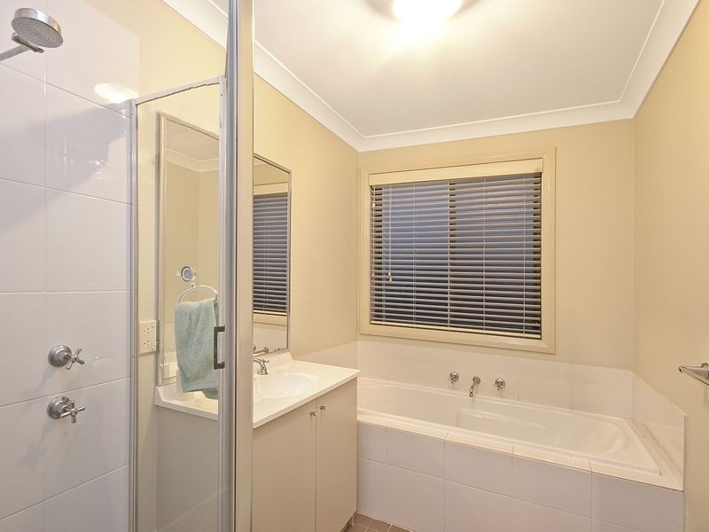 8 Leyburn Street, Stanhope Gardens NSW 2768