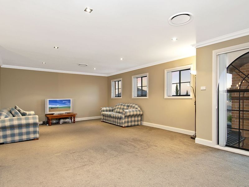 14 Freedom Circuit, Kellyville Ridge NSW 2155