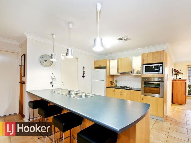 25 Bellbird Court, Quakers Hill NSW 2763