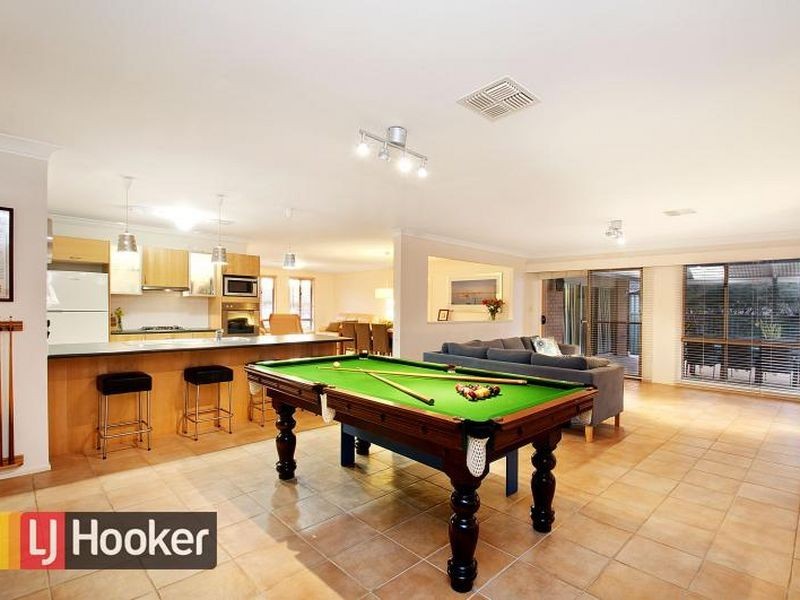 25 Bellbird Court, Quakers Hill NSW 2763